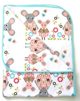 margot and mo the mice blanket