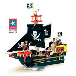 pirate ship by le toy van