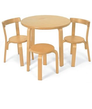 Svan Children s Table and Chairs Set